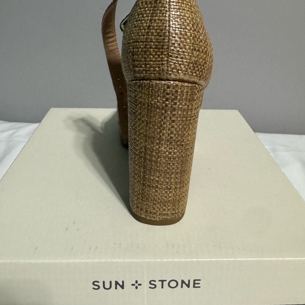 Summer Rattan Shoes - Picture 4 of 5
